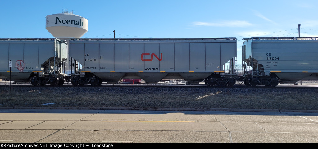 CN 114370